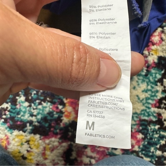 Fabletics Crop Sleeveless Top Size Medium Twist Front - Picture 3 of 4